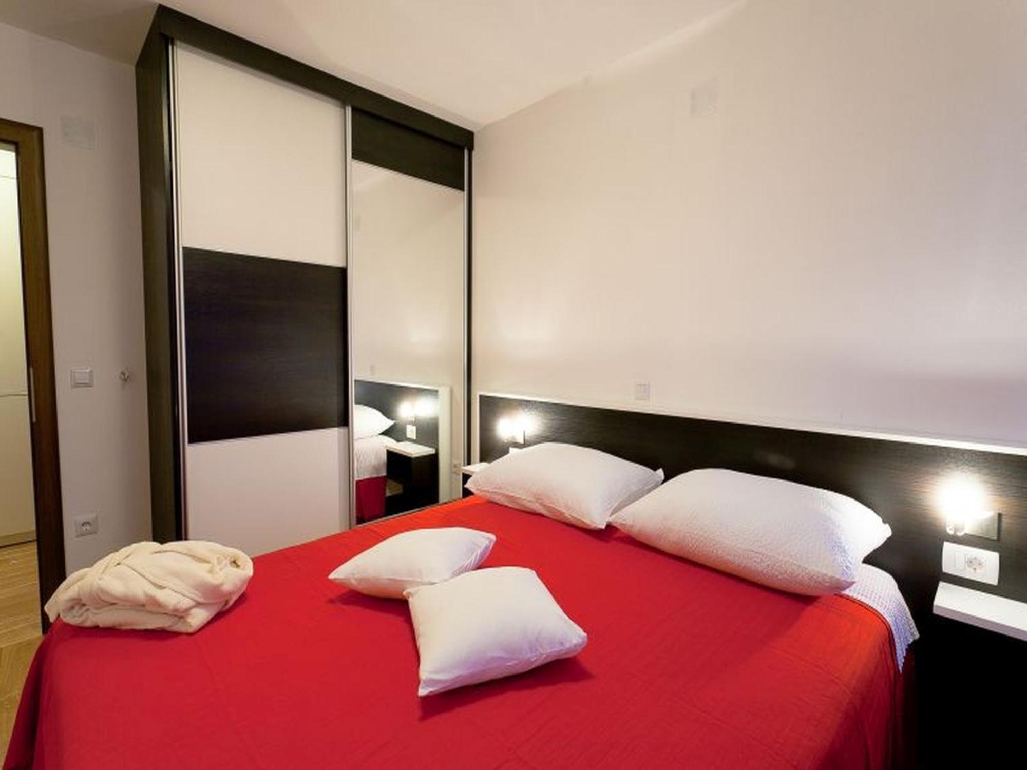 Apartments Dalmatia (Adults Only) プリヴラカ エクステリア 写真