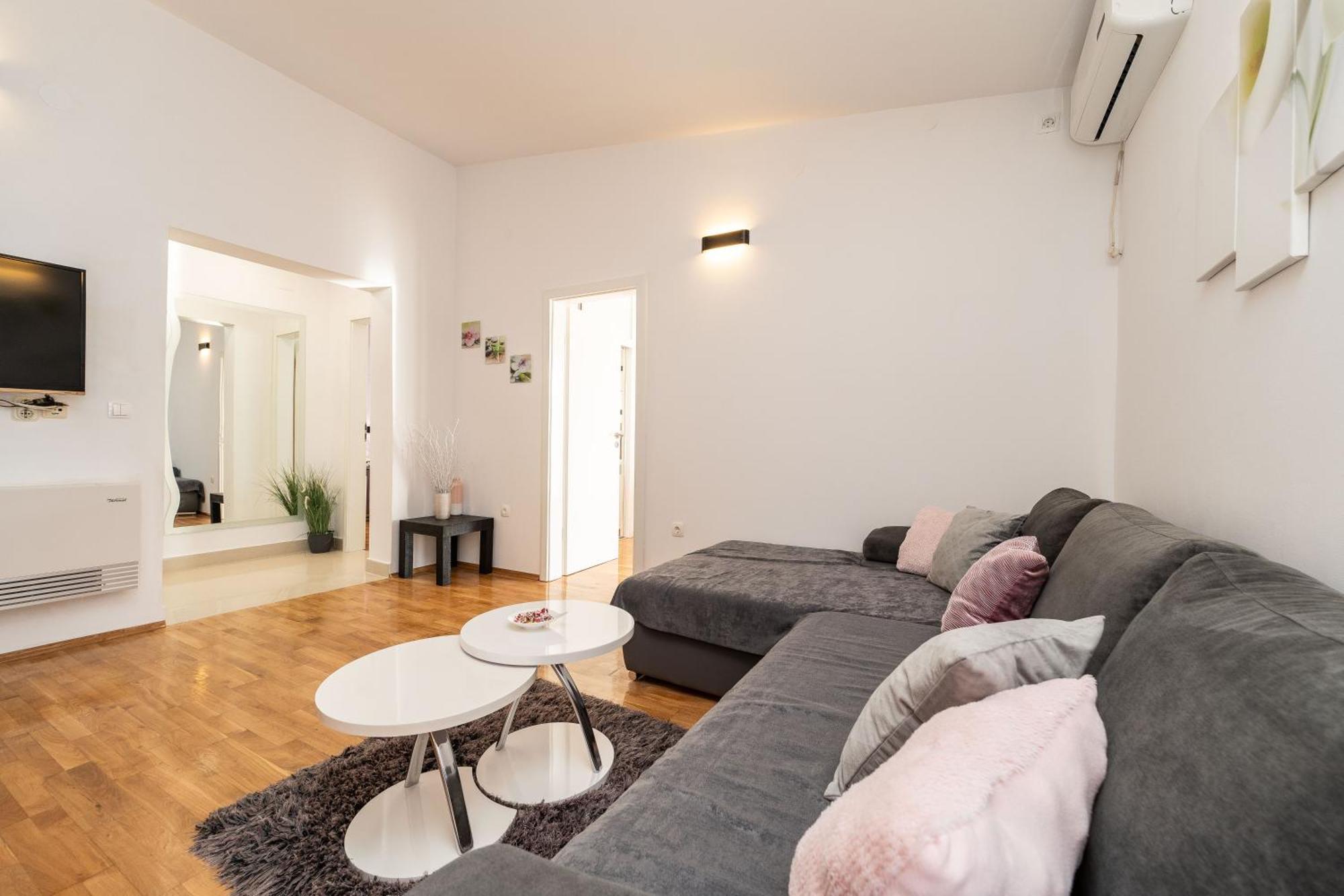 Apartments Dalmatia (Adults Only) プリヴラカ エクステリア 写真