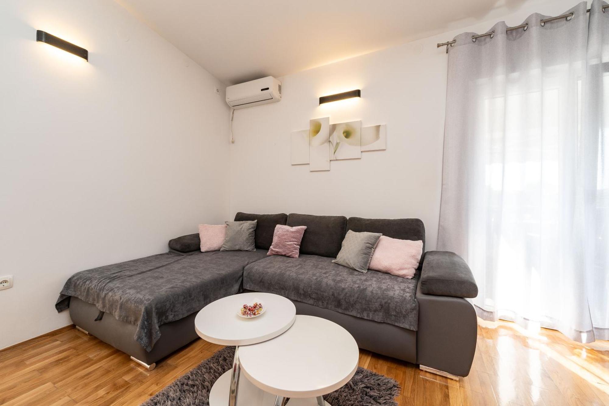 Apartments Dalmatia (Adults Only) プリヴラカ エクステリア 写真