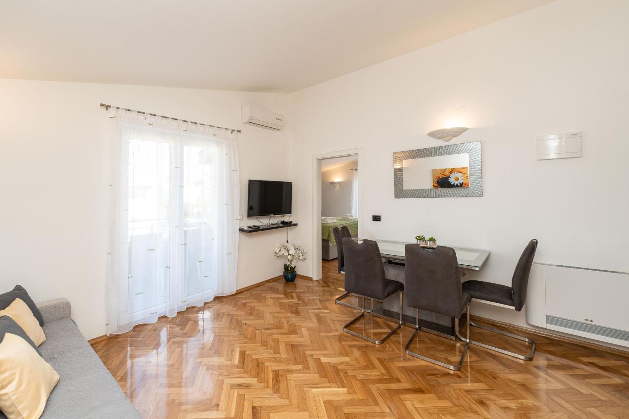 Apartments Dalmatia (Adults Only) プリヴラカ エクステリア 写真