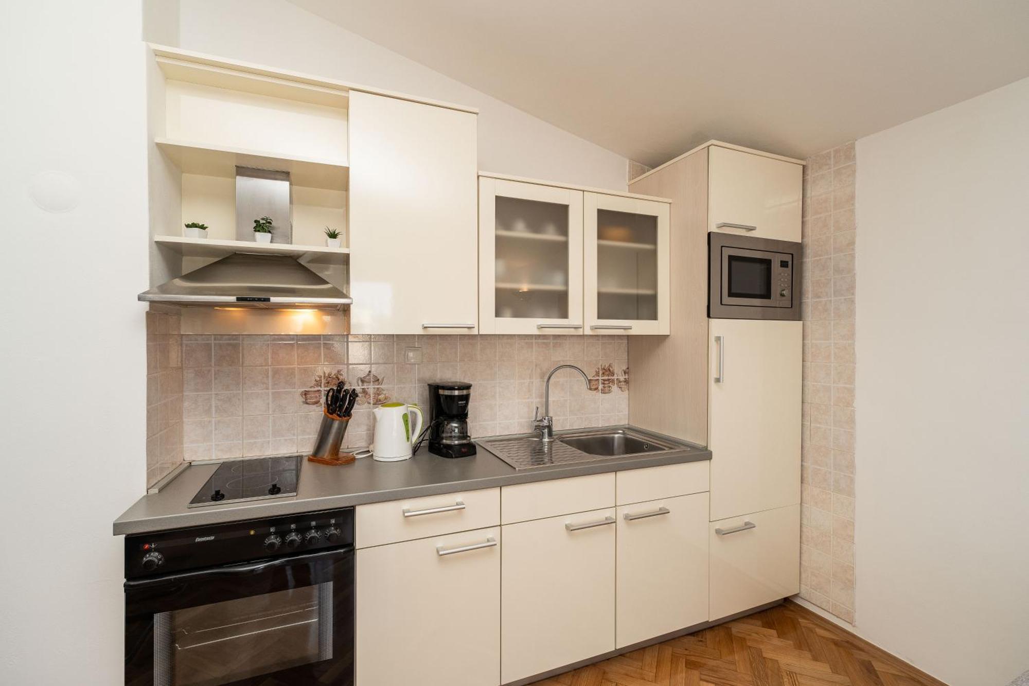 Apartments Dalmatia (Adults Only) プリヴラカ エクステリア 写真
