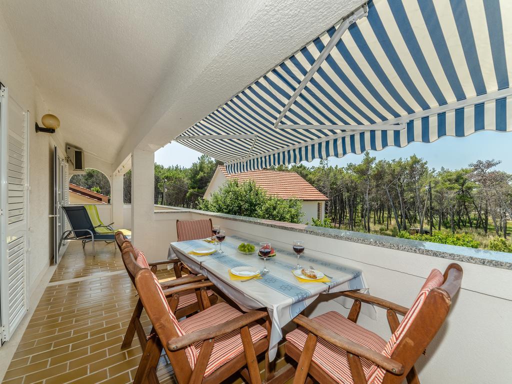 Apartments Dalmatia (Adults Only) プリヴラカ エクステリア 写真