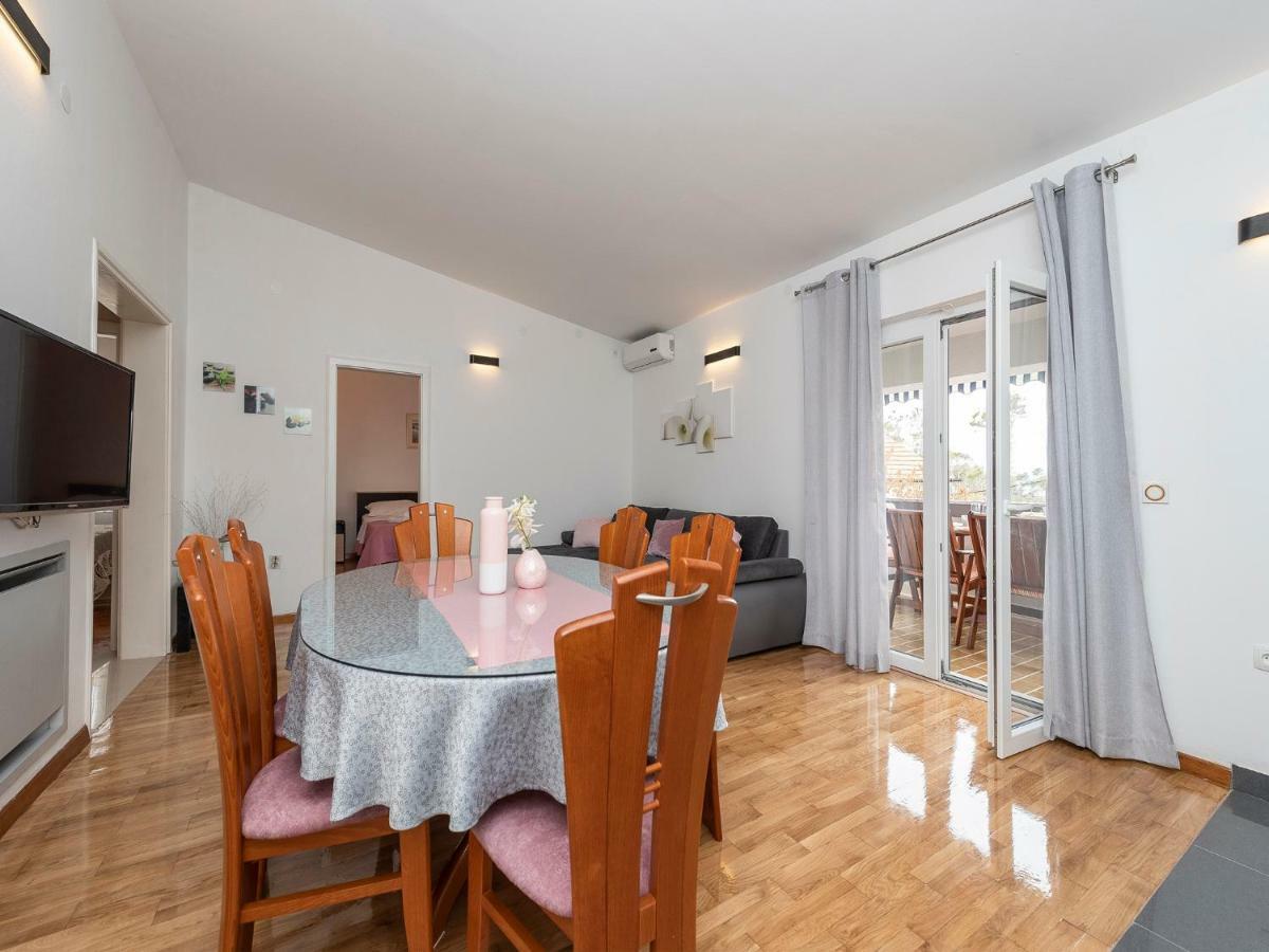 Apartments Dalmatia (Adults Only) プリヴラカ エクステリア 写真